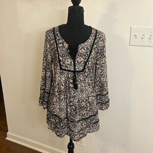 Daniel Rainn Boho Lagenlook V-Neck BabyDoll Blouse, Sz. Small.